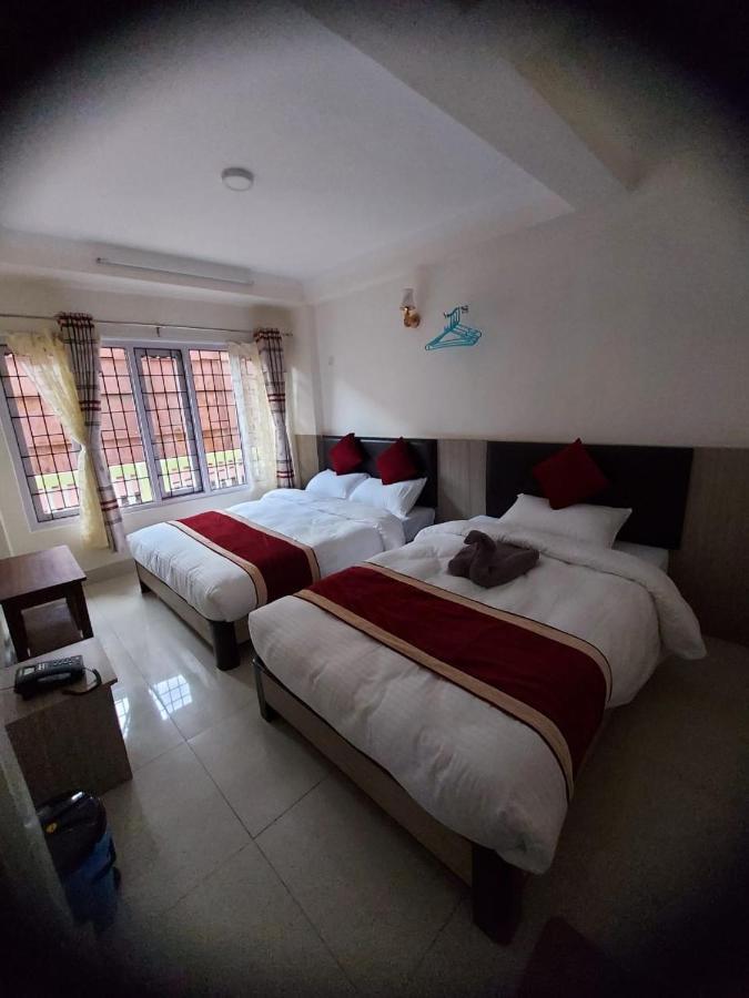 Om Bramha Hotel كاتماندو المظهر الخارجي الصورة