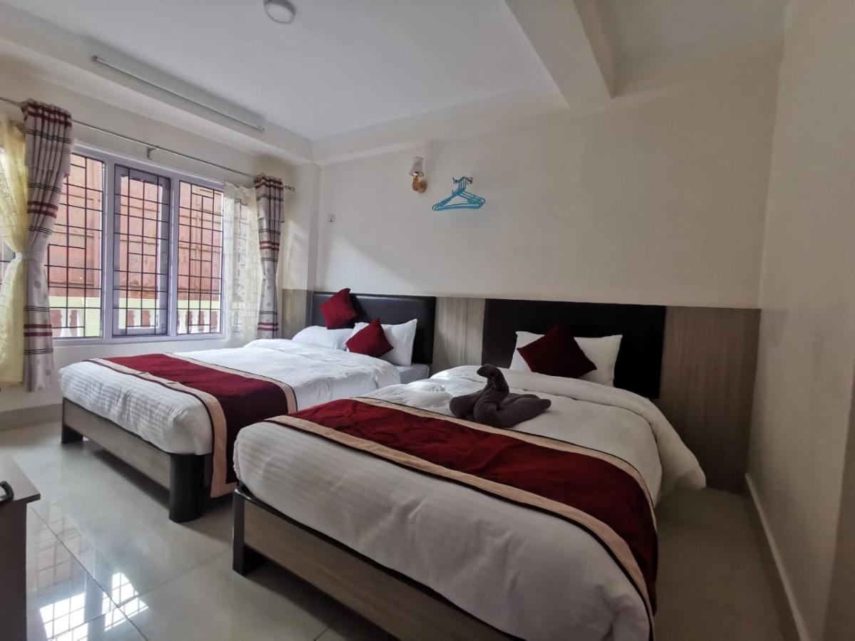 Om Bramha Hotel كاتماندو المظهر الخارجي الصورة